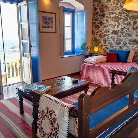 Elegeo Rockhouse Villa Agia Marina  Exterior photo